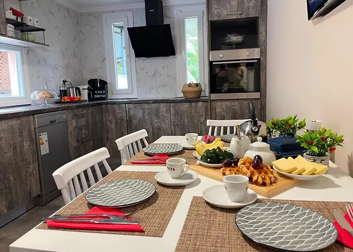 Вилла In With Private Pool & Sea Views *