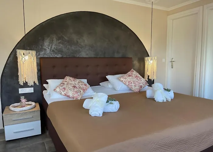Вилла In With Private Pool & Sea Views *