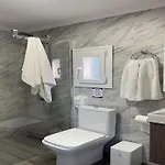 In With Private Pool & Sea Views أليكيس
